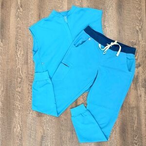 Figs Women's Scrub Set in Teal